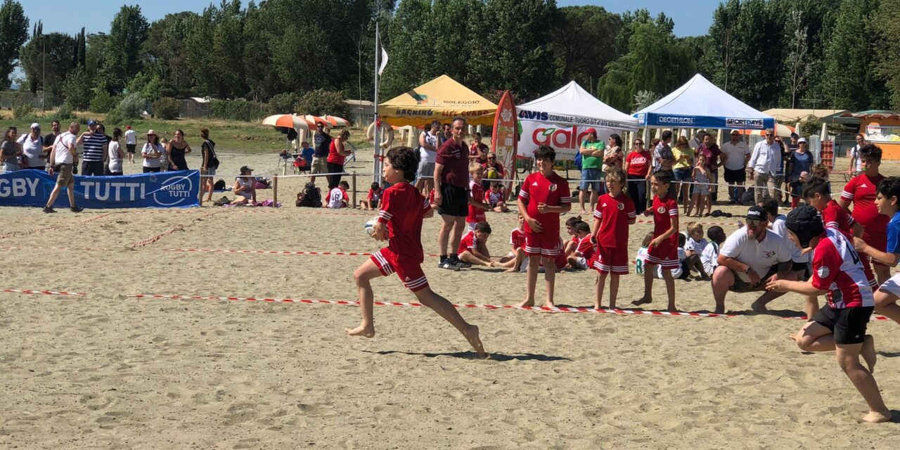 A Tuoro sul Trasimeno la prima volta con il beach rugby per i Draghetti dell’Under 11 del Terni